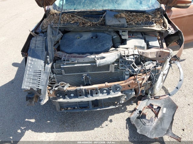 45068280 :رقم المزاد ، 1FMCU0J97HUA93372 vin ، 2017 Ford Escape Titanium مزاد بيع