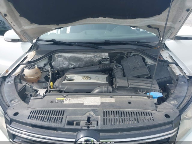 WVGAV7AX1GW509253 Volkswagen TIGUAN SE