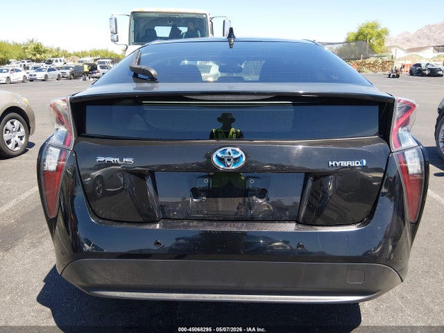 JTDKARFU6G3020752 Toyota Prius Four