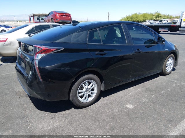 JTDKARFU6G3020752 Toyota Prius Four