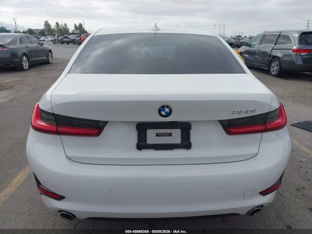 BMW 330I 2021 3MW5R1J09M8B90695 Image 16