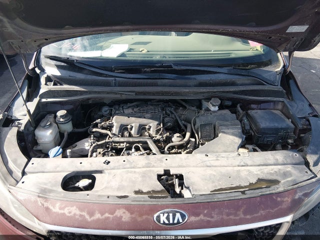 KNDMB5C11G6214547 KIA SEDONA LX