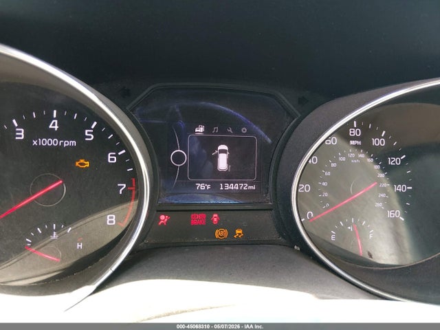 KNDMB5C11G6214547 KIA SEDONA LX