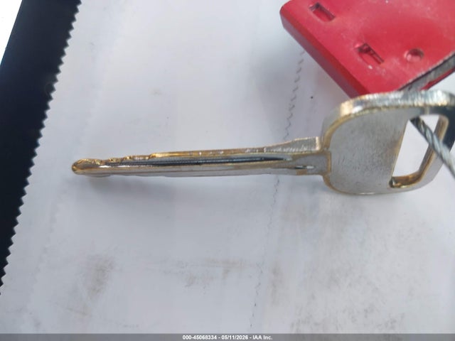 VNKKTUD33FA041308 Toyota YARIS L