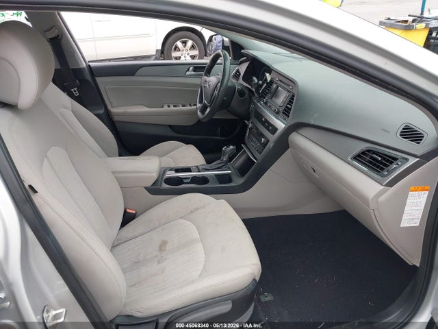 Aukcja sprzedaży 2016 Hyundai Sonata Hybrid Se, vin: KMHE24L18GA025787, numer aukcji: 45068340
