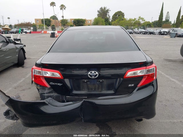4T1BF1FK1EU857722 Toyota CAMRY SE
