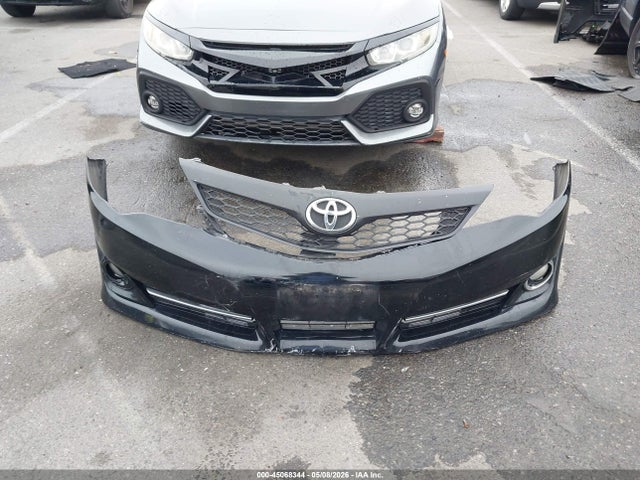 4T1BF1FK1EU857722 Toyota CAMRY SE