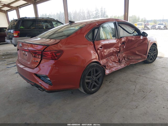 3KPF34AD8ME398727 KIA Forte Gt-line