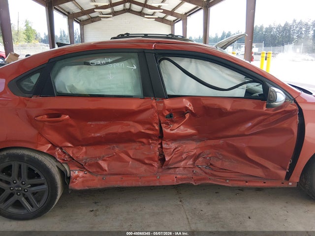 3KPF34AD8ME398727 KIA Forte Gt-line