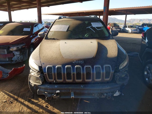 Продаж на аукціоні авто 2016 Jeep Cherokee Trailhawk, vin: 1C4PJMBS1GW122939, номер лоту: 45068349