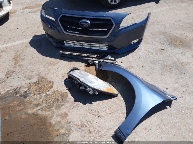 45068352 :رقم المزاد ، 4S3BNAA68H3031333 vin ، 2017 Subaru Legacy 2.5i مزاد بيع