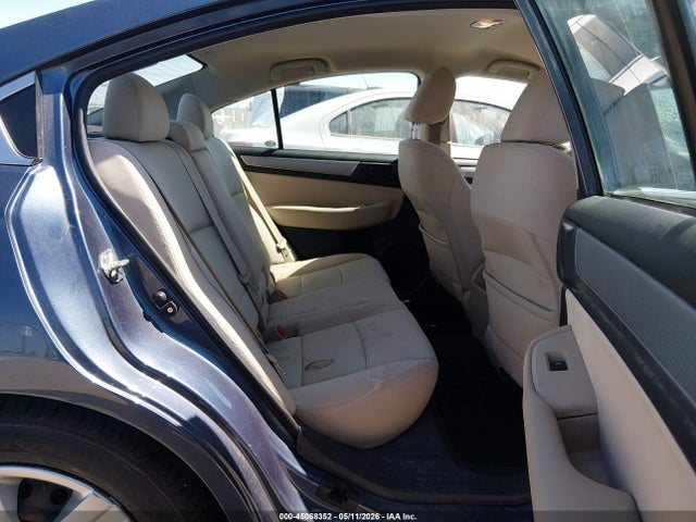 45068352 :رقم المزاد ، 4S3BNAA68H3031333 vin ، 2017 Subaru Legacy 2.5i مزاد بيع