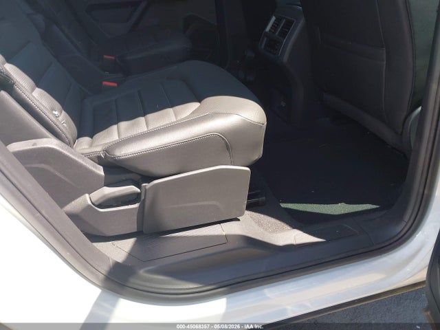 45068357 :رقم المزاد ، 1V2NR2CA3KC611331 vin ، 2019 Volkswagen Atlas 3.6l V6 Sel Premium مزاد بيع