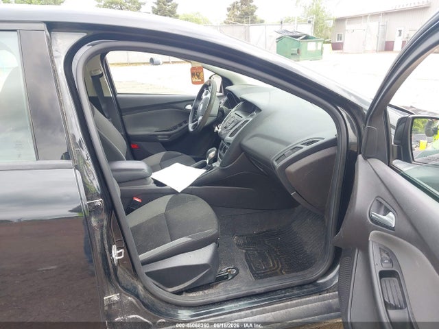 45068360 :رقم المزاد ، 1FADP3F29EL216853 vin ، 2014 Ford Focus Se مزاد بيع