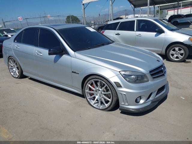 45068372 :رقم المزاد ، WDDGF77X09F304616 vin ، 2009 Mercedes-benz C 63 Amg مزاد بيع
