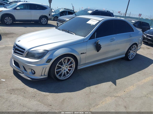 45068372 :رقم المزاد ، WDDGF77X09F304616 vin ، 2009 Mercedes-benz C 63 Amg مزاد بيع