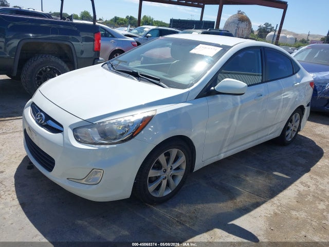 Продажа на аукционе авто 2013 Hyundai Accent Gls, vin: KMHCU4AE3DU442364, номер лота: 45068374