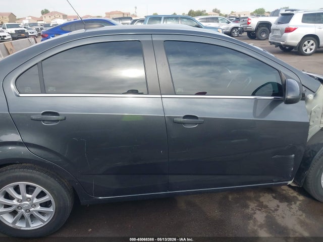 1G1JD5SH5H4131768 Chevrolet Sonic Lt Auto