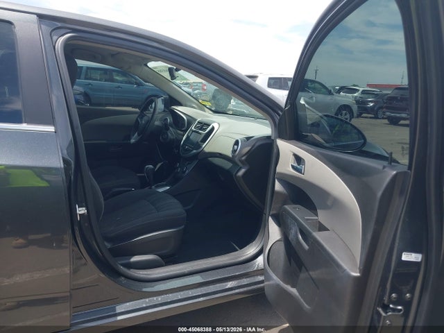 1G1JD5SH5H4131768 Chevrolet Sonic Lt Auto