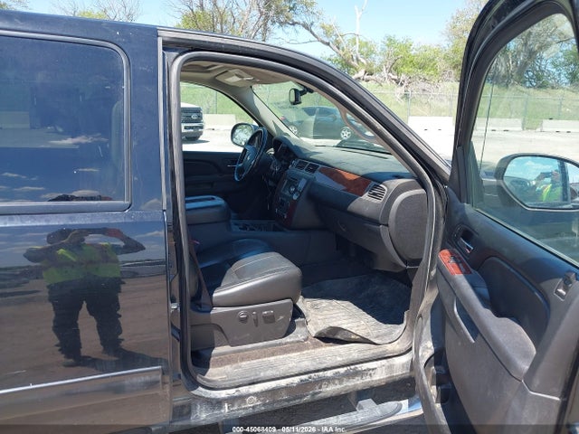 45068409 :رقم المزاد ، 1GCPKTE34BF238009 vin ، 2011 Chevrolet Silverado 1500 Ltz مزاد بيع