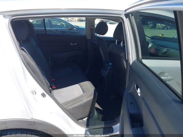 KNDPB3AC1G7837523 KIA Sportage Lx