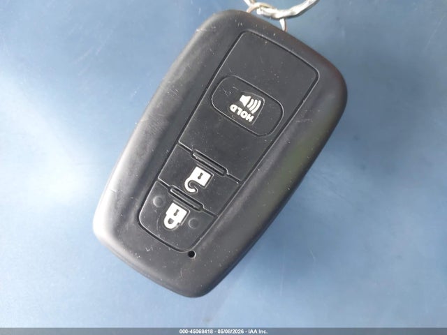 JTDKARFU0G3015630 Toyota Prius Three