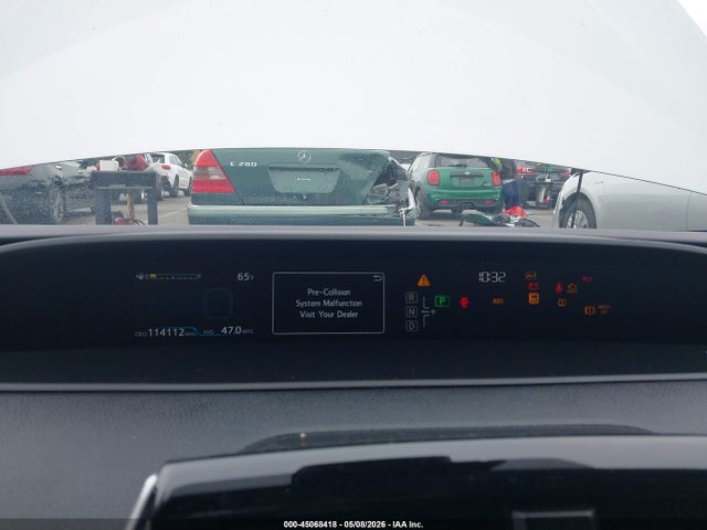 JTDKARFU0G3015630 Toyota Prius Three