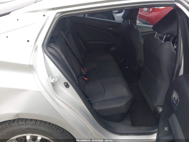 JTDKARFU0G3015630 Toyota Prius Three