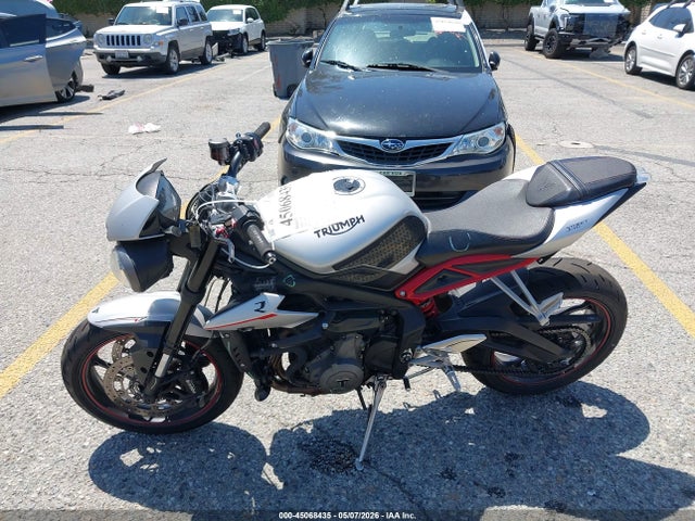 SMTA414D6JT851765 Triumph Motorcycle Street Triple R