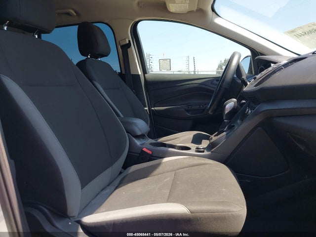 Продаж на аукціоні авто 2015 Ford Escape S, vin: 1FMCU0F71FUC05233, номер лоту: 45068441