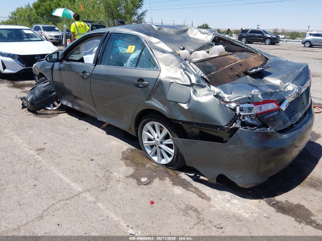 2014 Toyota Camry Hybrid Xle მანქანა იყიდება აუქციონზე, vin: 4T1BD1FK3EU118745, აუქციონის ნომერი: 45068453
