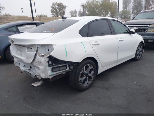 Продажа на аукционе авто 2021 Kia Forte Lxs, vin: 3KPF24AD1ME302911, номер лота: 45068455