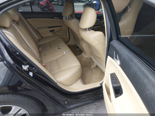 Auction sale of the 2012 Honda Accord 2.4 Se, vin: 1HGCP2F61CA193601, lot number: 45068472