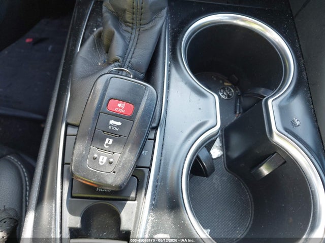 4T1B61HK8JU059502 Toyota CAMRY XSE