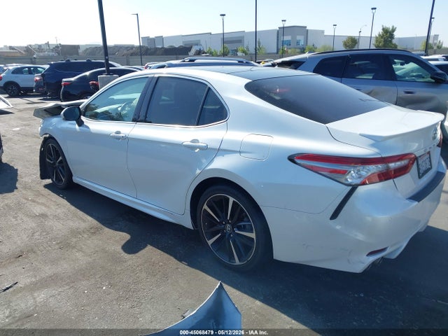 4T1B61HK8JU059502 Toyota CAMRY XSE