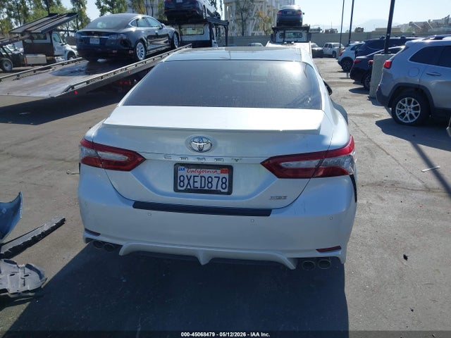 4T1B61HK8JU059502 Toyota CAMRY XSE