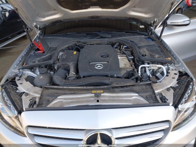 55SWF4JB6JU253194 Mercedes-Benz C 300