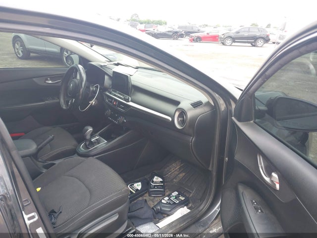 2019 Kia Forte Lxs მანქანა იყიდება აუქციონზე, vin: 3KPF24AD8KE059403, აუქციონის ნომერი: 45068482