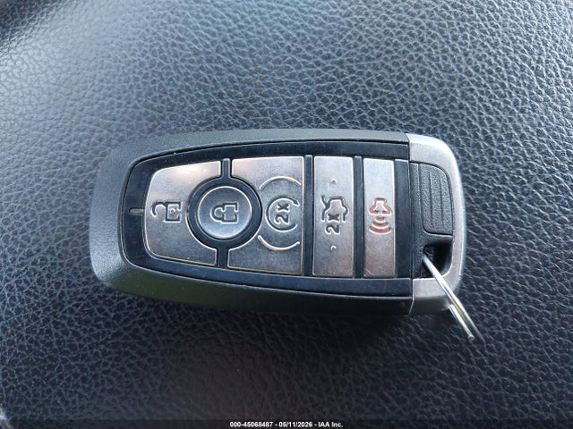 Продаж на аукціоні авто 2018 Ford Expedition Max Xlt, vin: 1FMJK1JT3JEA15850, номер лоту: 45068487
