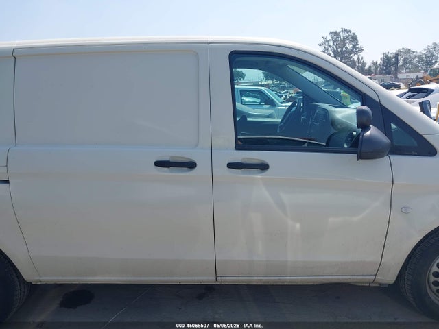2016 Mercedes-benz Metris მანქანა იყიდება აუქციონზე, vin: WD3PG2EA1G3171916, აუქციონის ნომერი: 45068507