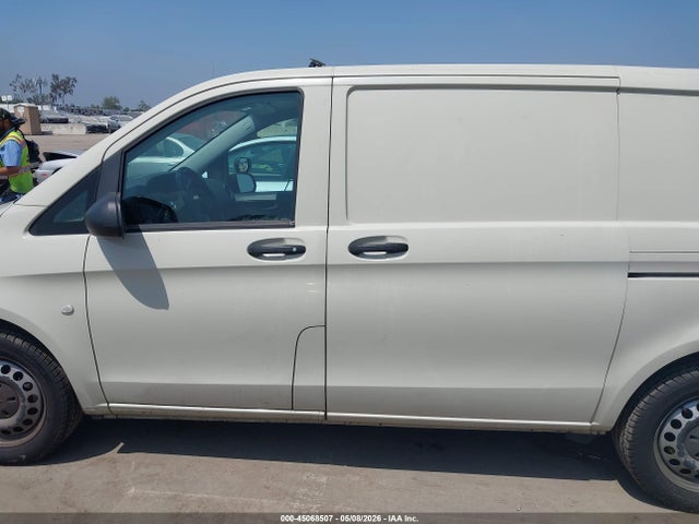 2016 Mercedes-benz Metris მანქანა იყიდება აუქციონზე, vin: WD3PG2EA1G3171916, აუქციონის ნომერი: 45068507