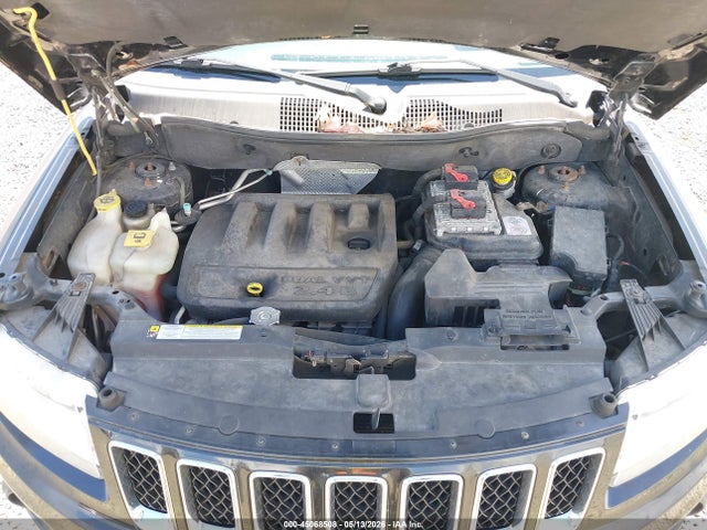 45068508 :رقم المزاد ، 1J4NF5FBXBD221590 vin ، 2011 Jeep Compass Limited مزاد بيع