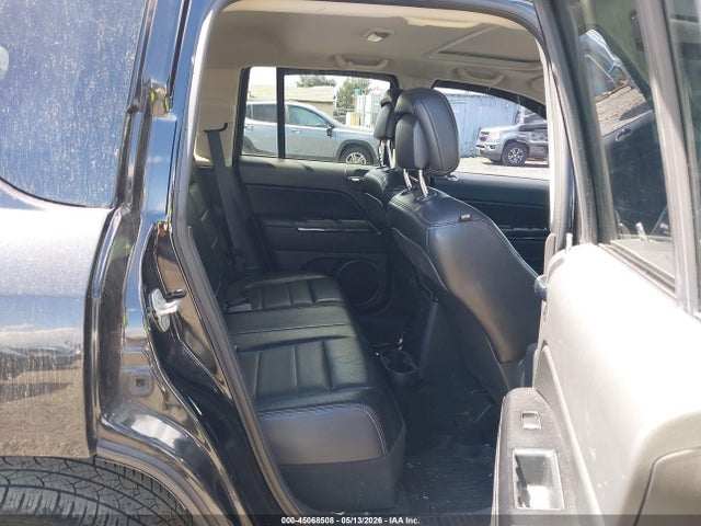 45068508 :رقم المزاد ، 1J4NF5FBXBD221590 vin ، 2011 Jeep Compass Limited مزاد بيع