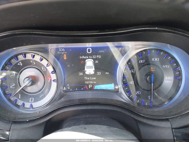 Chrysler 300 300s 2018 2C3CCABG9JH223014 Image 7