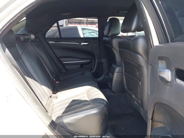 Chrysler 300 300s 2018 2C3CCABG9JH223014 Image 8