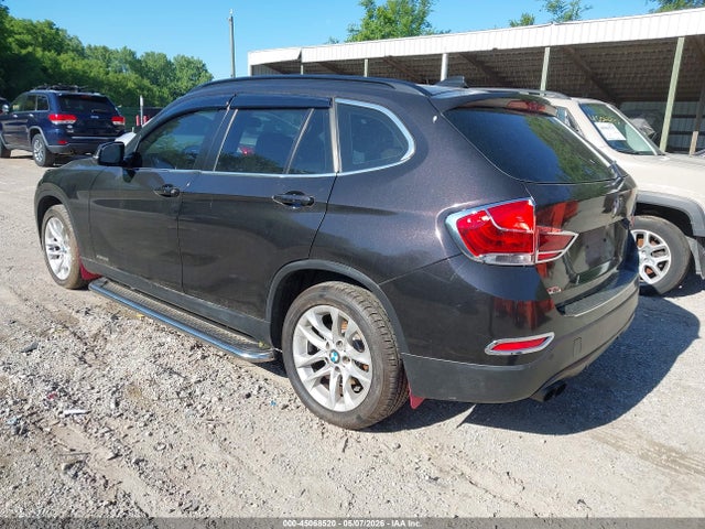2015 Bmw X1 Xdrive28i მანქანა იყიდება აუქციონზე, vin: WBAVL1C58FVY35119, აუქციონის ნომერი: 45068520