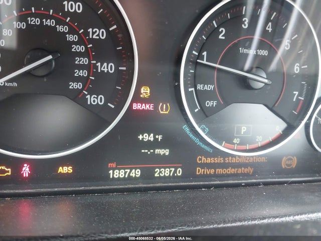 45068532 :رقم المزاد ، WBA3A5G59FNS85671 vin ، 2015 Bmw 328i مزاد بيع