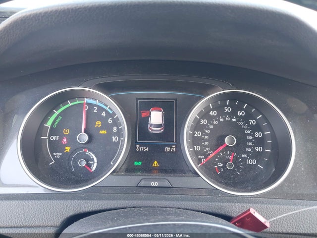 WVWKR7AU9HW950374 Volkswagen E-golf Se