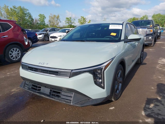 45068588 :رقم المزاد ، 3KPFT4DE7SE173569 vin ، 2025 Kia K4 Lxs مزاد بيع