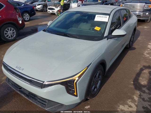 45068588 :رقم المزاد ، 3KPFT4DE7SE173569 vin ، 2025 Kia K4 Lxs مزاد بيع